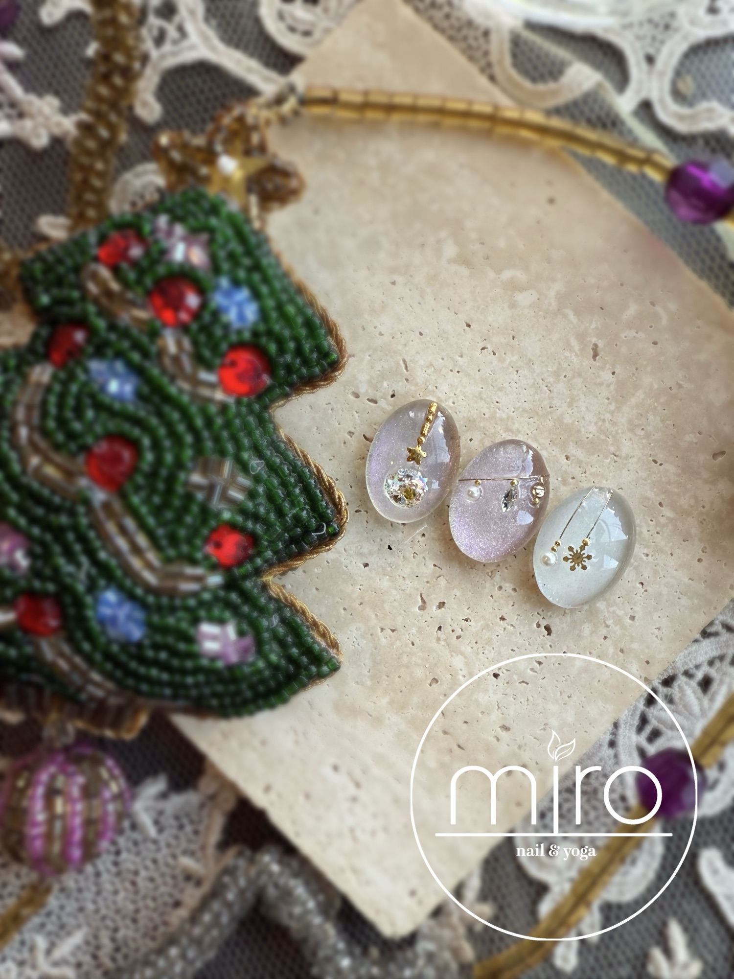 投稿についてもっと詳しく クリスマスネイル🎄準備着々と♡